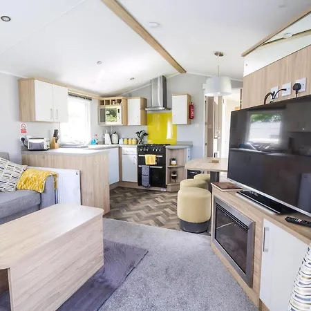 Beautiful 6 Berth Caravan At Southview Holiday Park In Skegness Ref 33031S Exterior photo